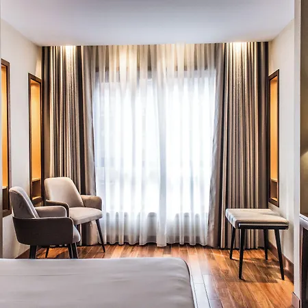 Eurostars Diana Palace מלון פלנסיה